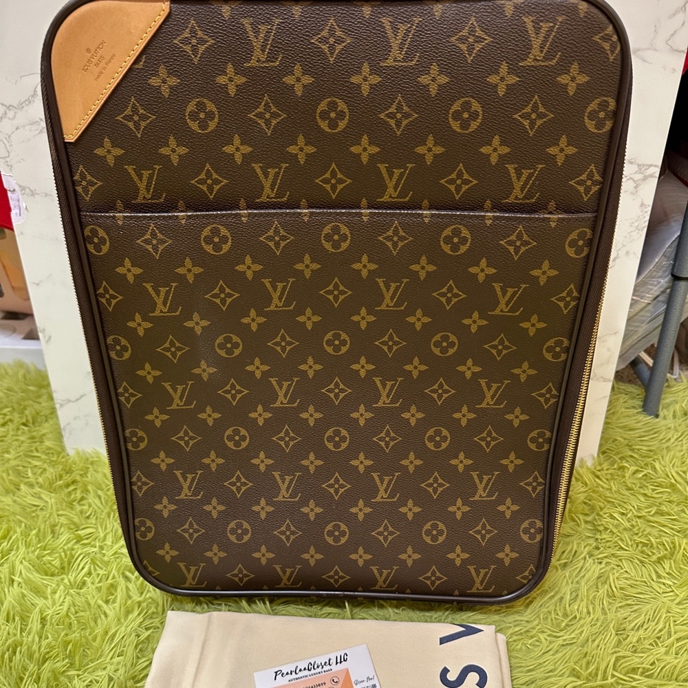 💎✨AUTHENTIC ✨💎LOUIS VUITTON PEGASSE 45 cm monogram canvass luggage